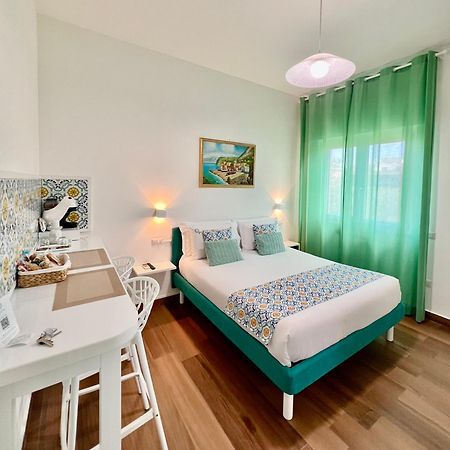 Bed and Breakfast Il Filo Di Arianna Сорренто Екстер'єр фото